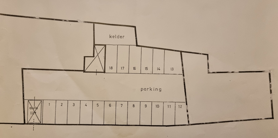 Parking Sphinx op plannen uit jaren 80